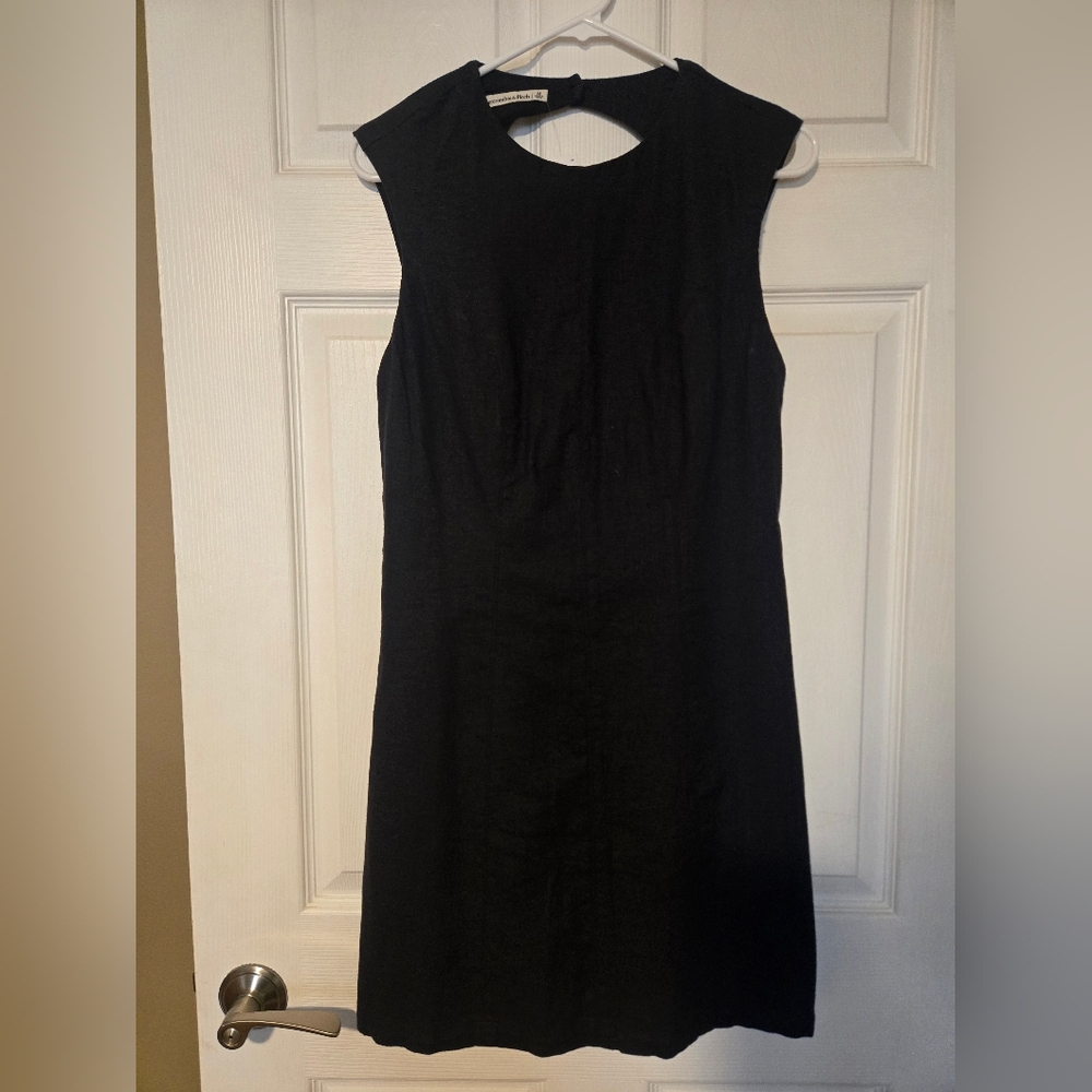 NWT ABERCROMBIE & FITCH LINEN BLEND CUT OUT DRESS, BLACK , MEDIUM